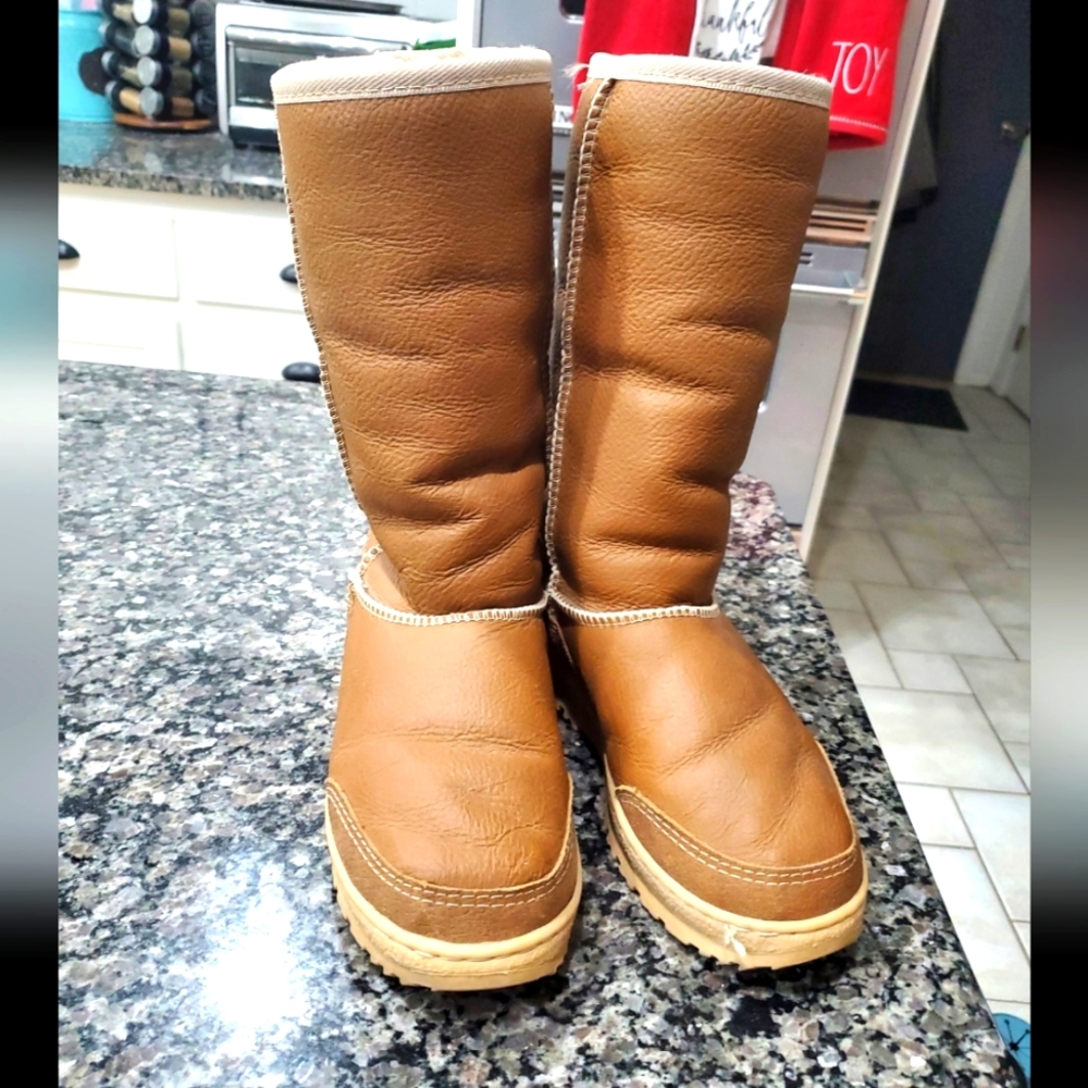 UGG Women's Boots